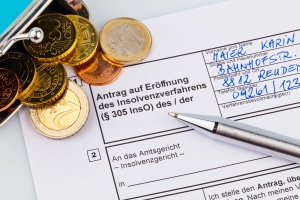 Eine Insolvenzbekanntmachung erfolgt unter anderem bei der Eröffnung des Verfahrens.