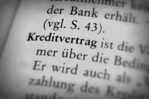 Nach der Privatinsolvenz ein Haus kaufen: Die SCHUFA macht Ihnen oft einen Strich durch die Rechnung.