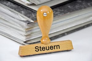 Bei einer Privatinsolvenz haftet auch der andere Ehepartner für Steuerschulden seines Gatten.